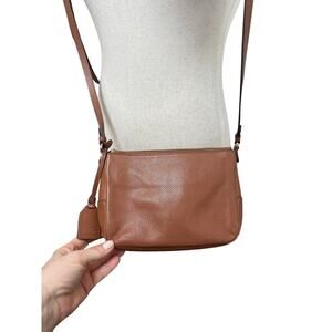 Lauren Ralph Lauren Brown Pebbled Leather Cross Body Gold Hardware Hang Tag